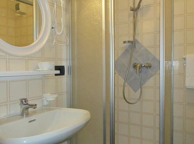 בית מלון כפרי Albergo Lucia