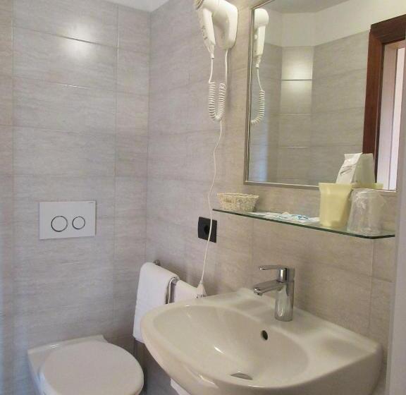 בית מלון כפרי Albergo Lucia