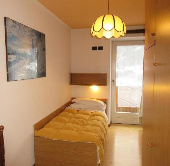 בית מלון כפרי Albergo Lucia