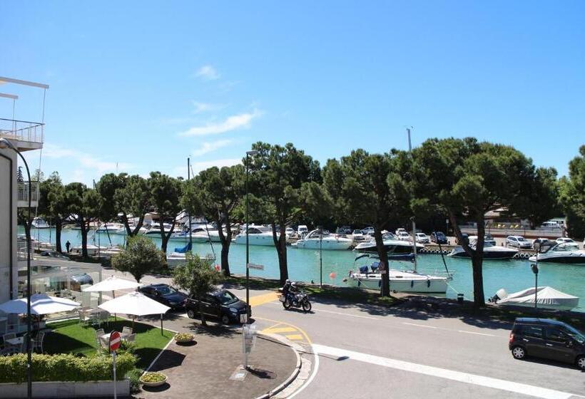 Отель Albergo Trattoria Fioravante