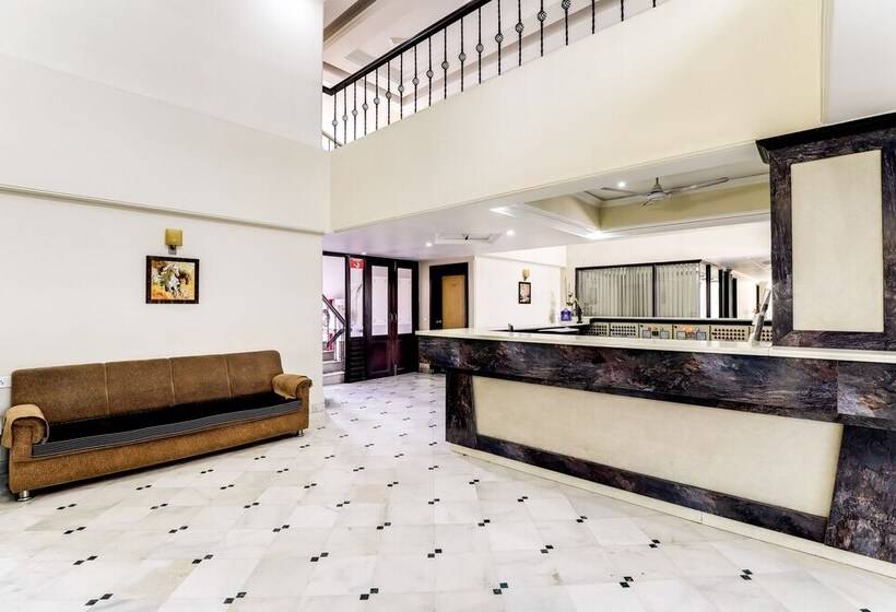 בית מלון כפרי Alpha, Vadodara