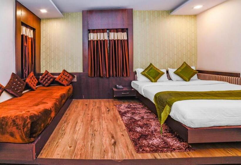 Отель Annpurna Inn