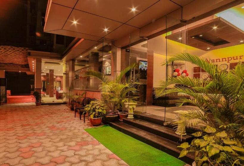 Отель Annpurna Inn