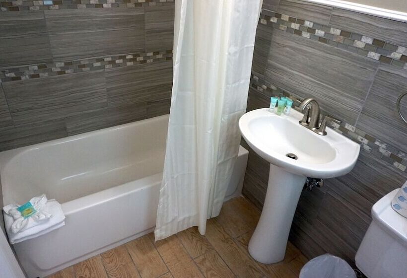 호텔 Beachside Resort