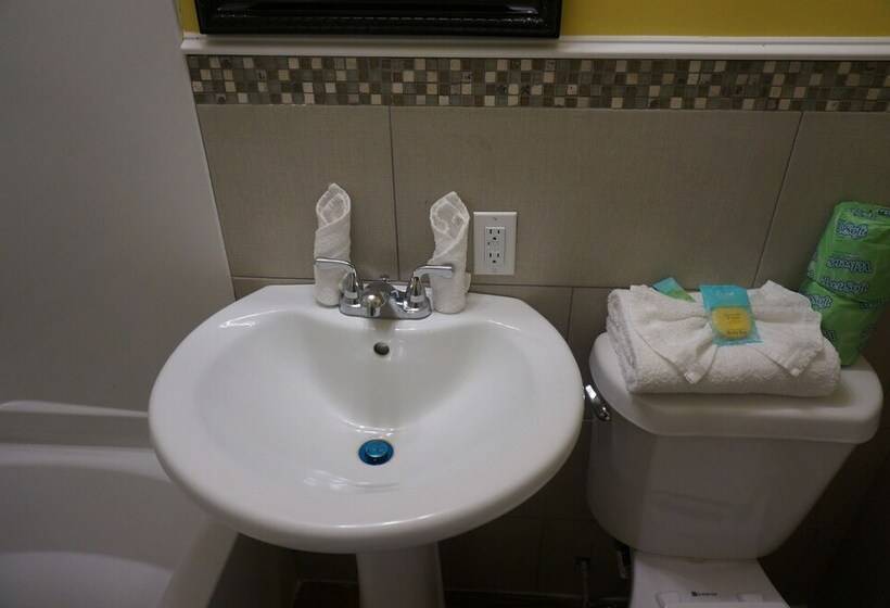 호텔 Beachside Resort