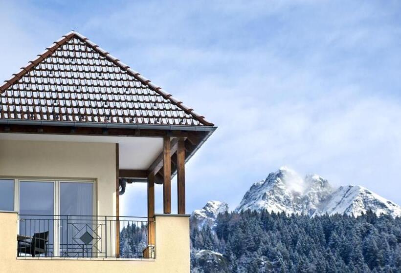 Отель Der Mesnerwirt   4 Superior   Meran 2000