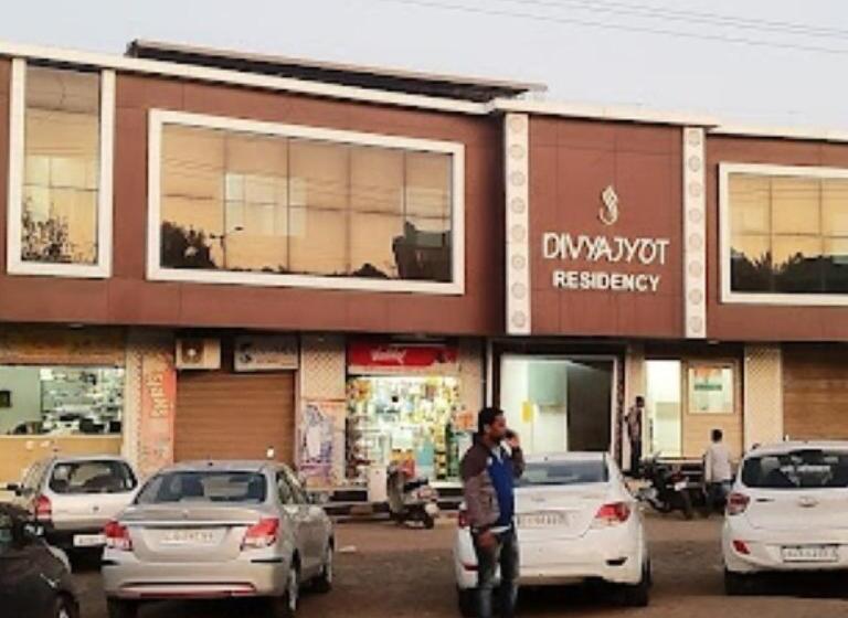 ホテル Divya Jyot Residency Bhuj