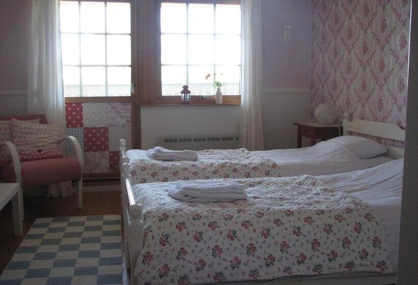 فندق Edsleskogs Wärdshus