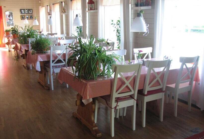 فندق Edsleskogs Wärdshus