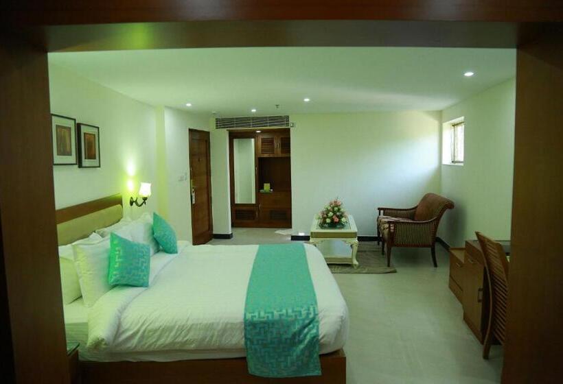 Hill Palace Hotel & Spa