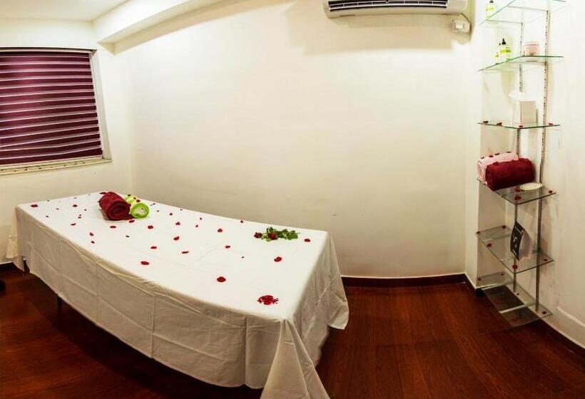 Hill Palace Hotel & Spa