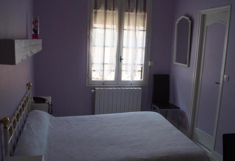 هتل Hôtel Les Mimosas