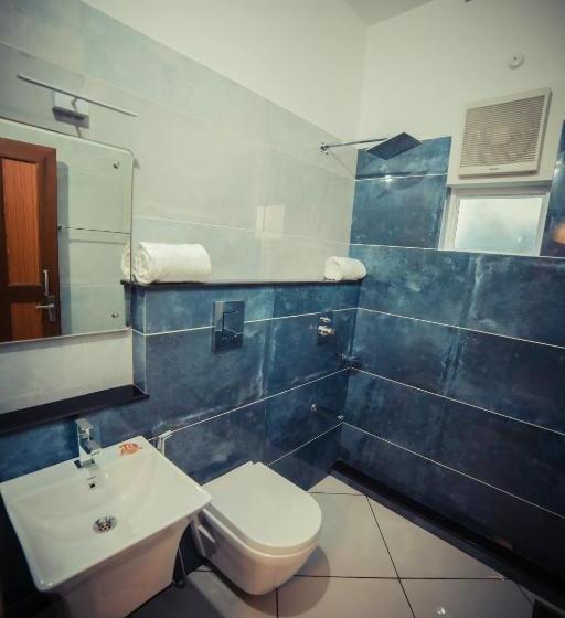 Отель Icon Residency