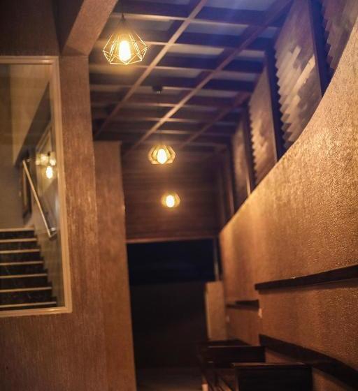 Отель Icon Residency