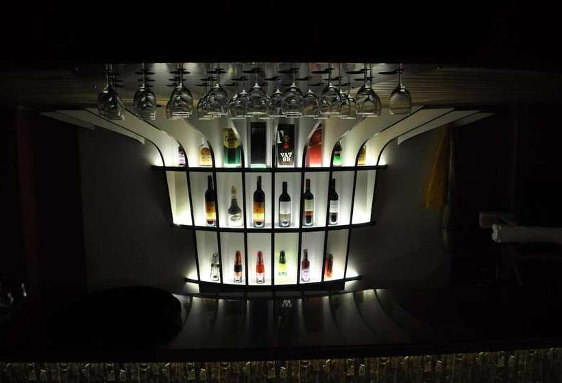 فندق Juniper Residency