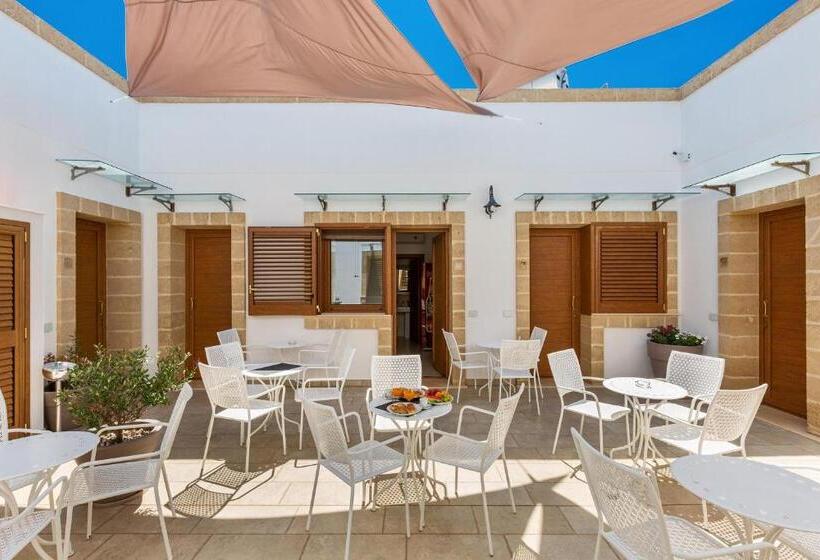 فندق Lido Marini Rooms