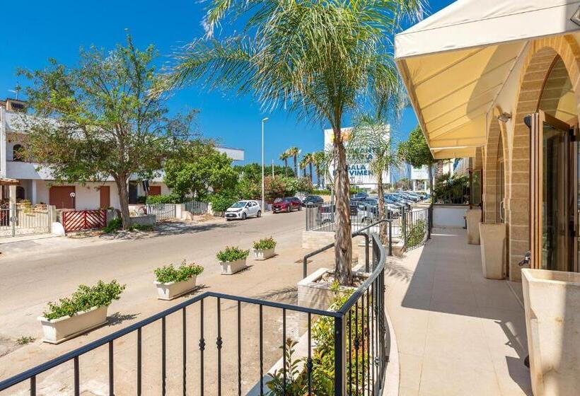 فندق Lido Marini Rooms