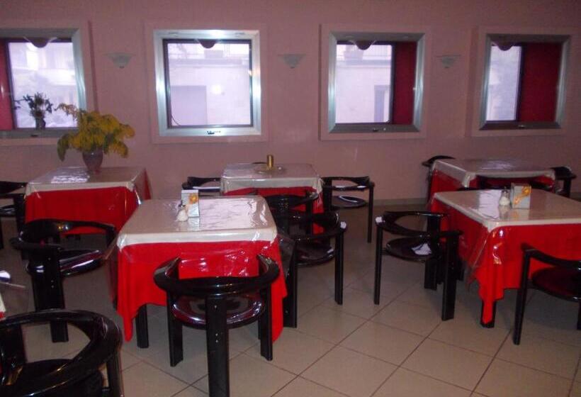 בית מלון כפרי Scacco Rosso