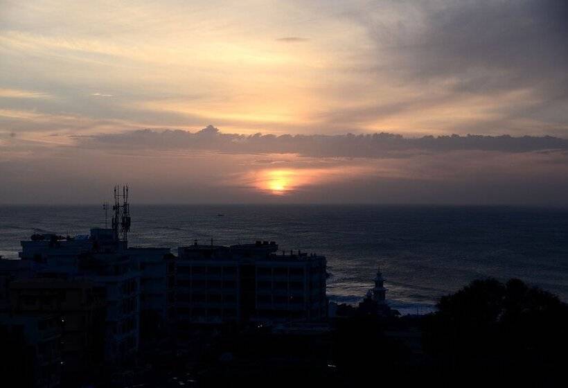 בית מלון כפרי Tri Sea