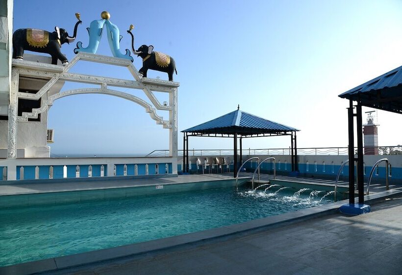 בית מלון כפרי Tri Sea