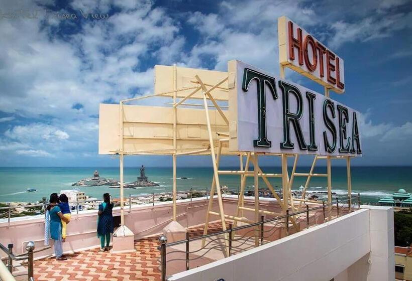 בית מלון כפרי Tri Sea