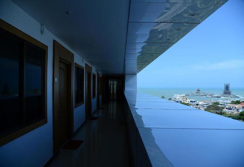 בית מלון כפרי Tri Sea