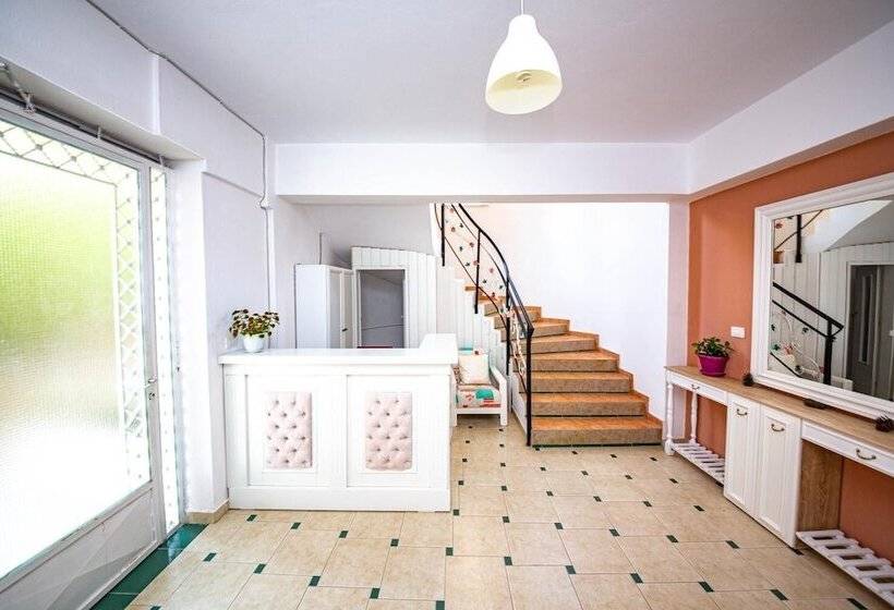 Ideal Aparthotel Saranda