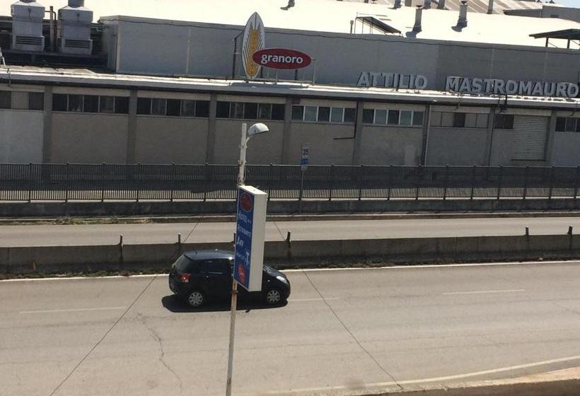 فندق على الطريق Zio Cataldo