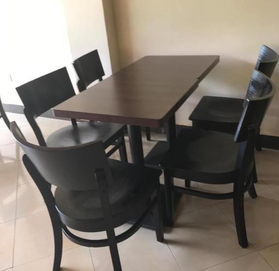 Nabisere Hotel Kalisizo