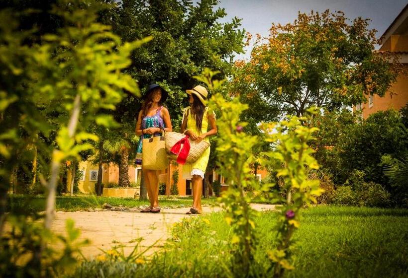 リゾートホテル Argonauti Residence