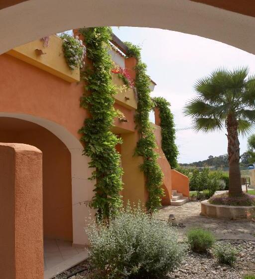 リゾートホテル Argonauti Residence