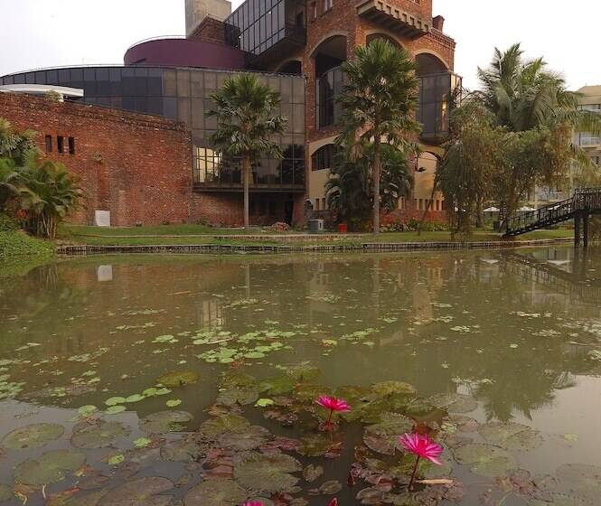 リゾートホテル The Ffort Raichak