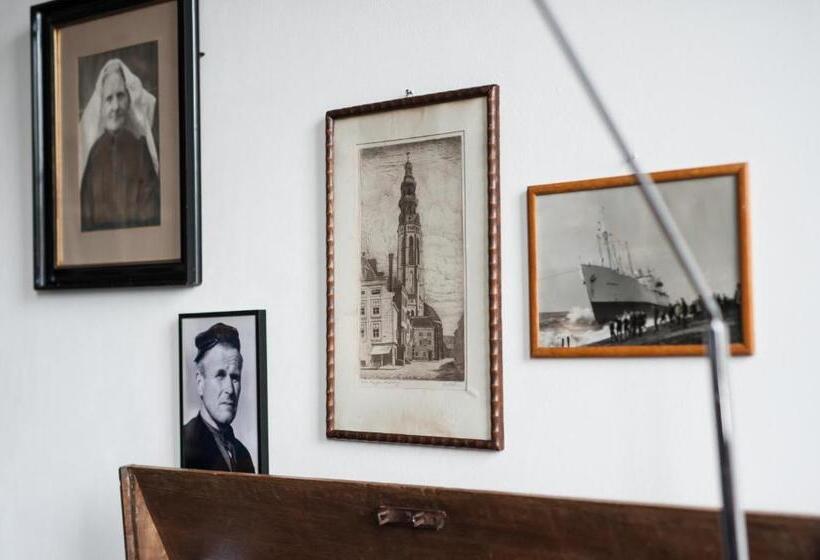 B&b Binnengewoon Rooms With A View