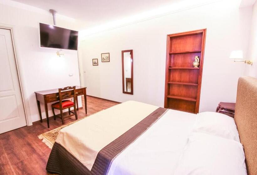 تختخواب و صبحانه 96 Guest House