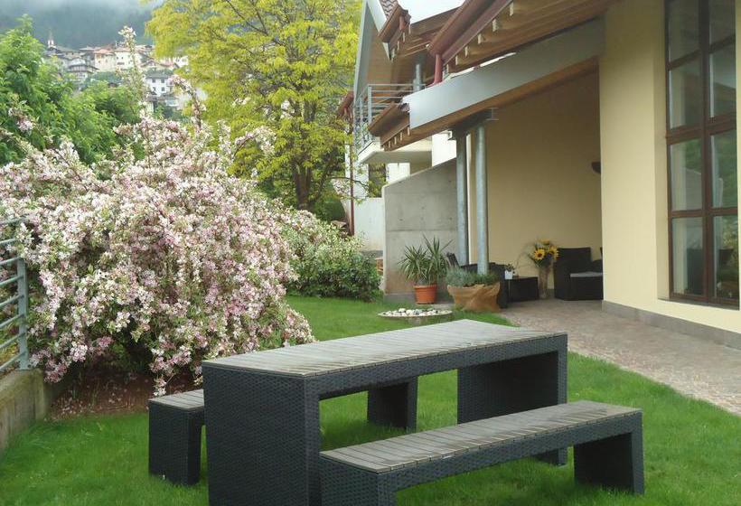 مبيت وإفطار Agritur Deromedi