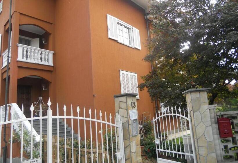 مبيت وإفطار Beb Villa Aurora