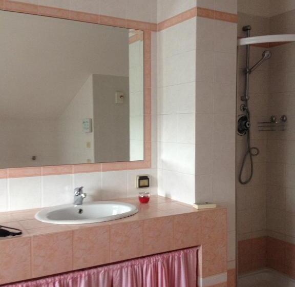 مبيت وإفطار Beb Villa Aurora