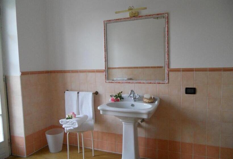 مبيت وإفطار Beb Villa Aurora