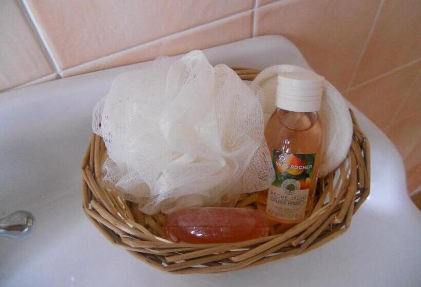 مبيت وإفطار Beb Villa Aurora