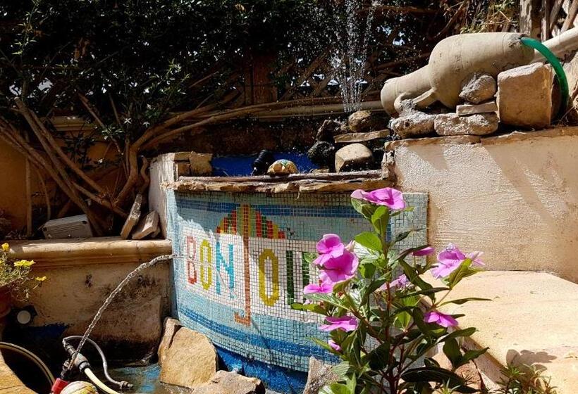 مبيت وإفطار Bonjour