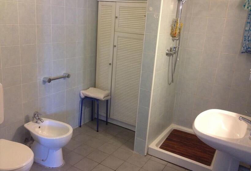 민박 Raggio Di Sole   Casa Per Ferie