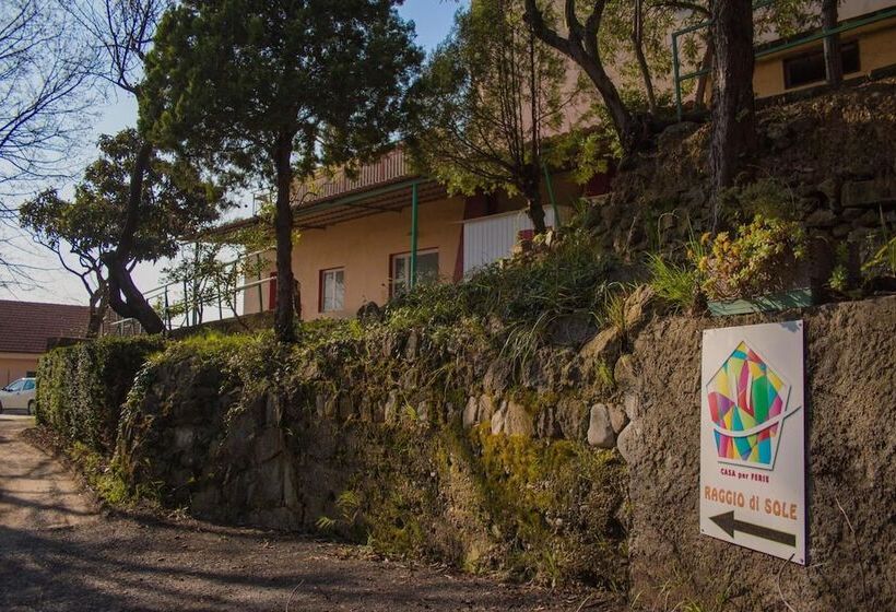 مبيت وإفطار Raggio Di Sole   Casa Per Ferie