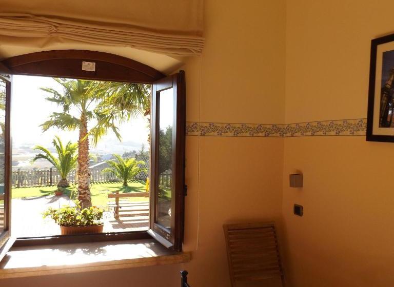 민박 Corte Dei Monaci