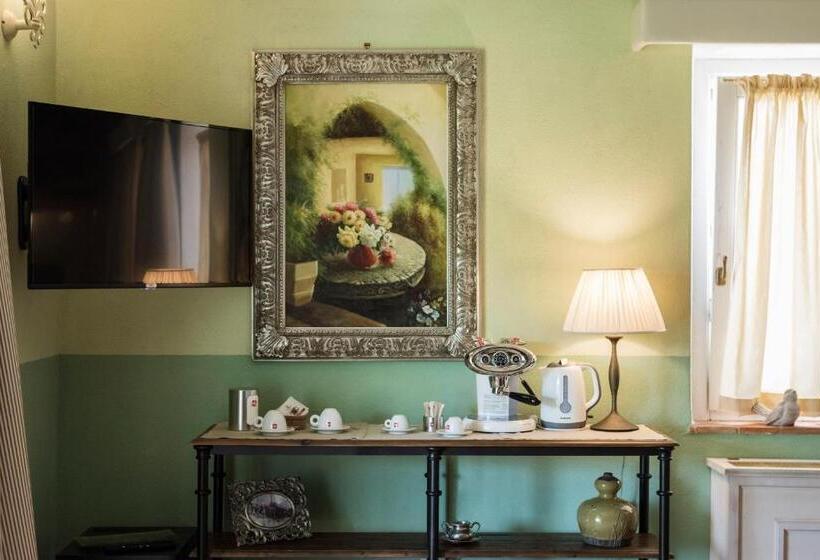 مبيت وإفطار Dimora Santa Margherita   Relais Di Charme