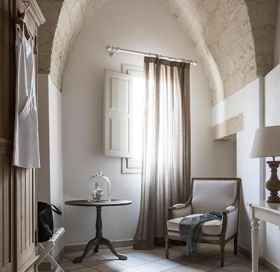 مبيت وإفطار Don Totu   Dimora Storica