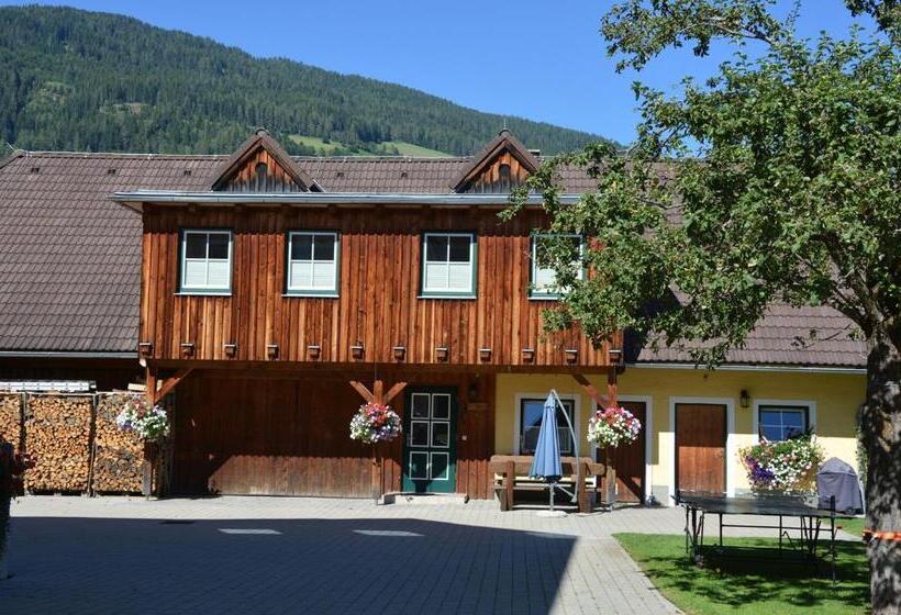 مبيت وإفطار Haus Ofner Am Kreischberg