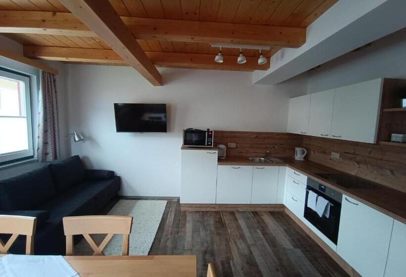 مبيت وإفطار Haus Ofner Am Kreischberg