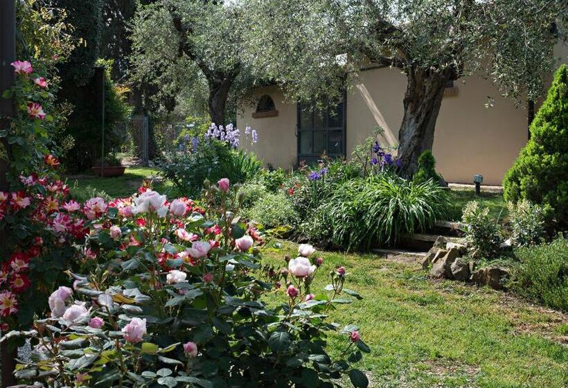 مبيت وإفطار I Glicini Appartamento