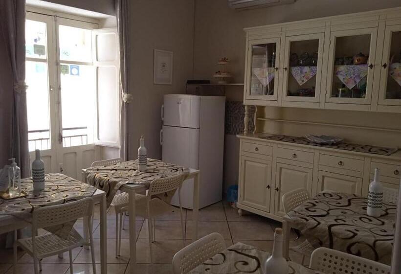 مبيت وإفطار Il Sole Del Mediterraneo