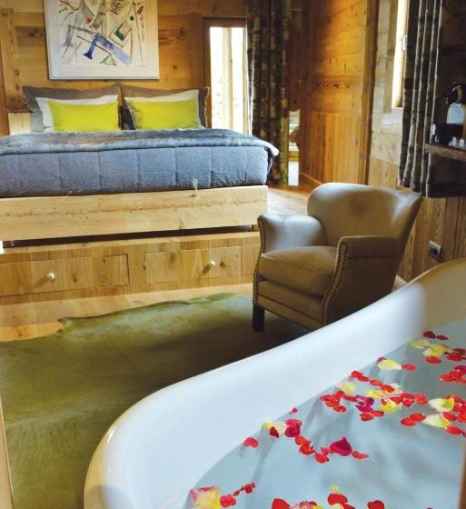 住宿加早餐  La Maison De Dolphe Chalet De Charme & Art Gallery